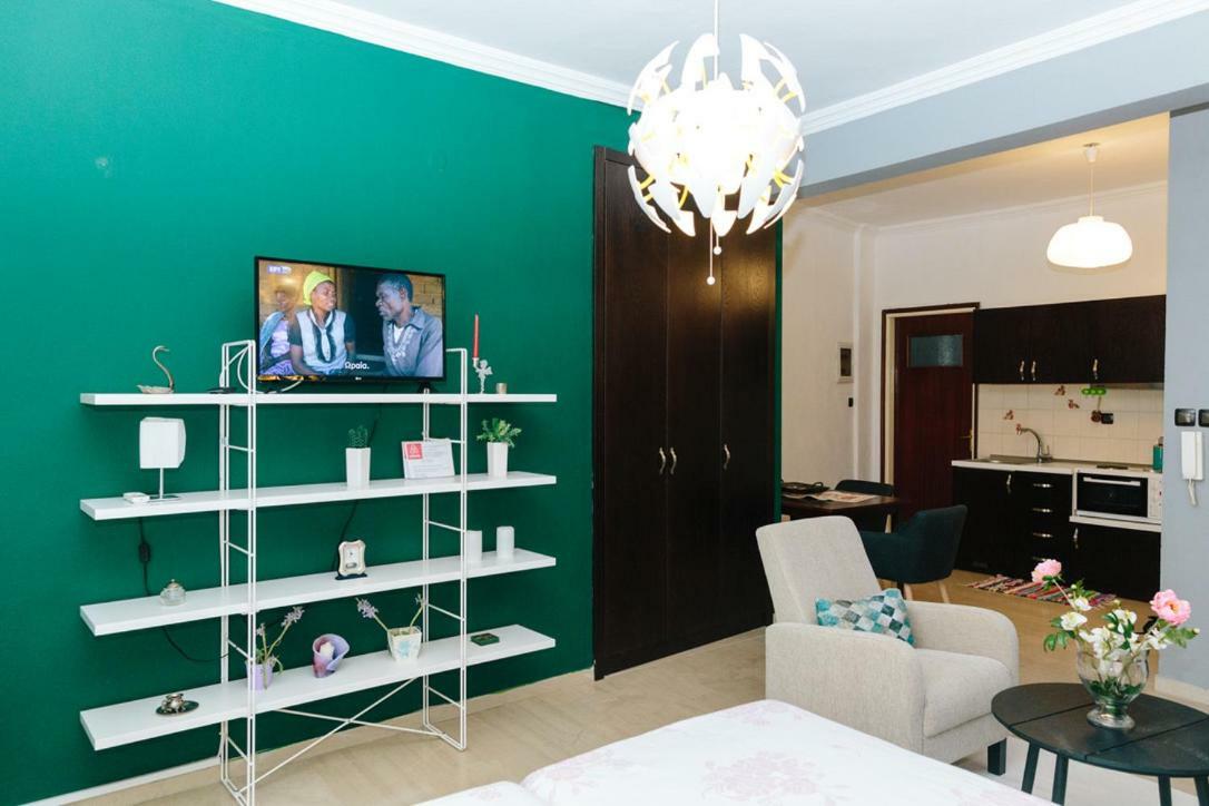 Cosy Downtown Studio - Suite コモティニ エクステリア 写真